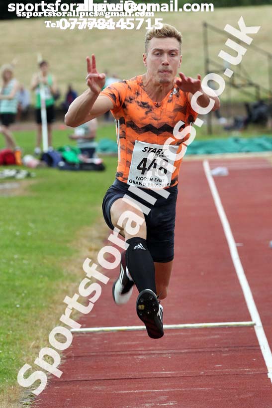 Triple jump, North East Grand Prix, Monkton, Jarrow. Photo: David T. Hewitson/Sports for All Pics